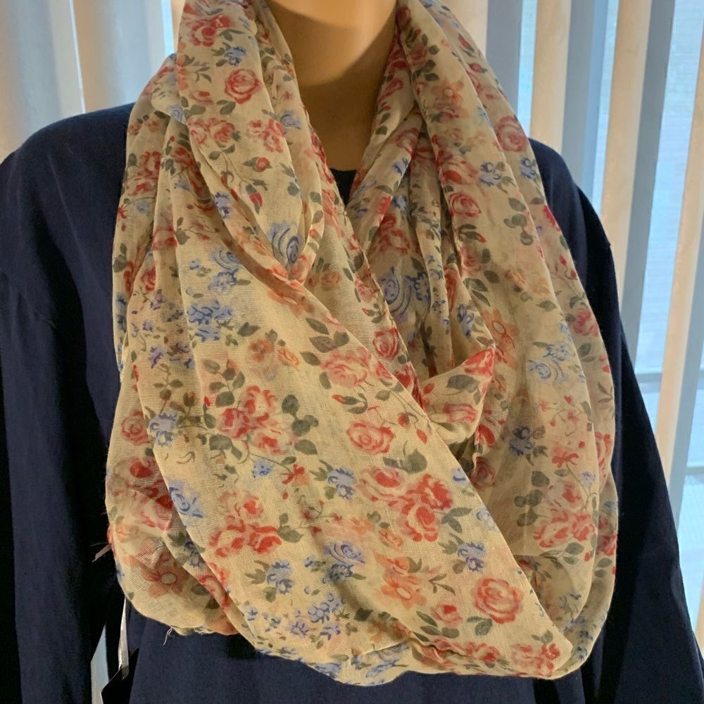 Rampage Eternity Scarf New With Tags Delicate Design With Red And Blue Flowers